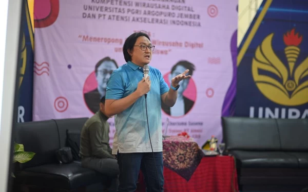 Thumbnail Tak Hanya Jadi Guru, Mahasiswa Pendidikan Luar Biasa Unipar Kembangkan Skill Bisnis Digital