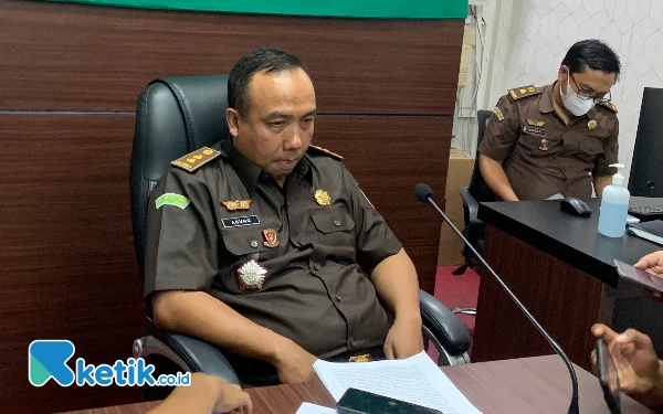 Rugikan Negara hingga 7 Miliar, Kejari Blitar Tahan Kabag Marketing BPR