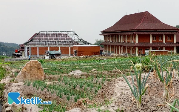 Thumbnail Sisakan Progres 32 Persen, DPUPR Magetan Beri Kesempatan Rekanan Selesaikan Pembangunan Gedung Literasi 50 Hari