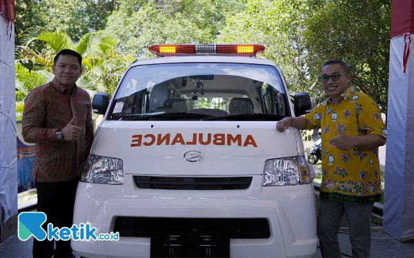 Thumbnail Dukung Layanan Kesehatan, Harita Nickel Serahkan Bantuan Ambulans ke Universitas Khairun Ternate