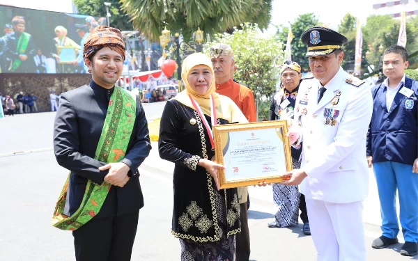 Satpol PP Jatim Panen Penghargaan pada Peringatan Hari Jadi ke-78 Provinsi Jawa Timur