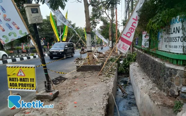 Thumbnail Rehabilitasi Trotoar Panglima Sudirman Ditargetkan Rampung Sebelum Puncak Musim Hujan