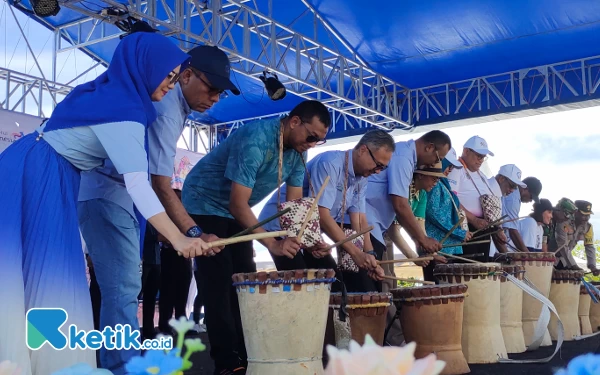 Thumbnail Berita - Semarak Pembukaan Festival Pesona Bahari dan Suling Tambur di Raja Ampat