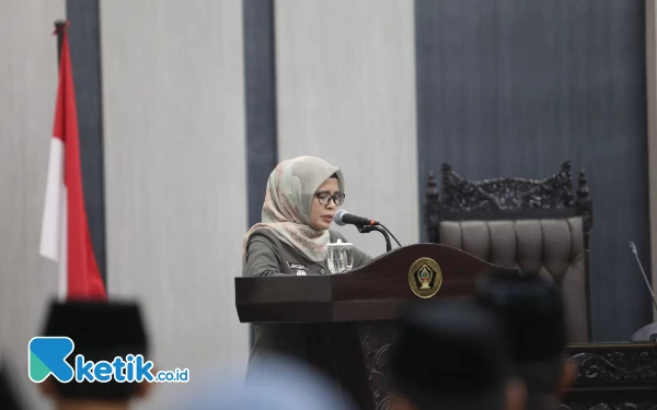 Thumbnail Bupati Blitar Sampaikan Jawaban terhadap Pandangan Umum Fraksi di Sidang Paripurna