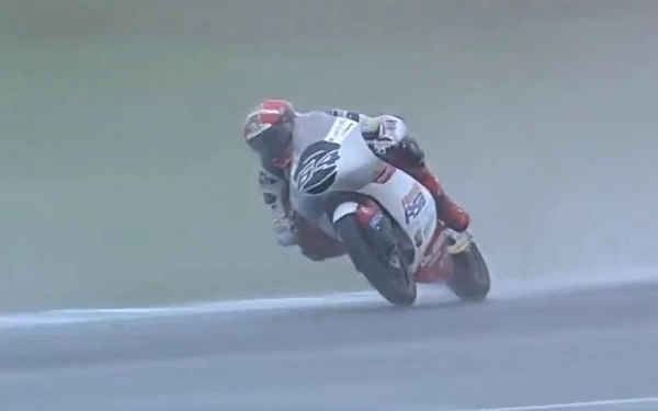 Thumbnail Sempat Kokoh di Posisi 6, Mario Aji Crash dan DNF di GP Australia