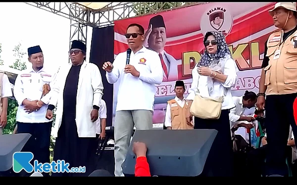 Ratusan Massa  Hadiri Deklarasi Relawan 08 Prabowo Presiden 2024