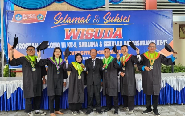 Thumbnail Ribuan Mahasiswa Unipma Diwisuda,  IPK Tertinggi 3,99 Diraih Tika Panjawiyati dari FKIP