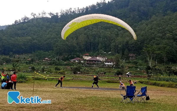 Thumbnail Berita - Ada Kampung Juara Paralayang di Kota Batu, Tempatnya Atlet Paralayang Berprestasi