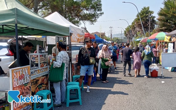 Thumbnail Asiknya, Berburu Kuliner Usai Olah Raga di Kawasan Batu Panorama Kota Batu