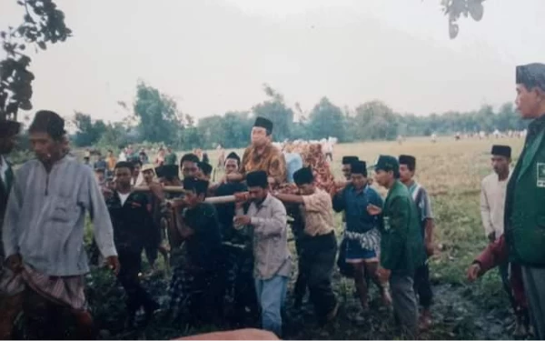 Thumbnail Berita - Rawat Tradisi, Ansor Jenu Ziarah ke Petilasan Sunan Kalijaga dan Makam Syaikhona Abul Fadhol