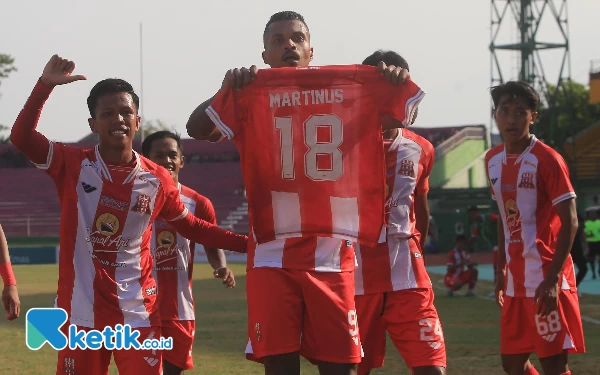 Thumbnail Berita - Debut Manis Rosalvo Bawa Deltras FC Taklukkan PSCS Cilacap 2-1