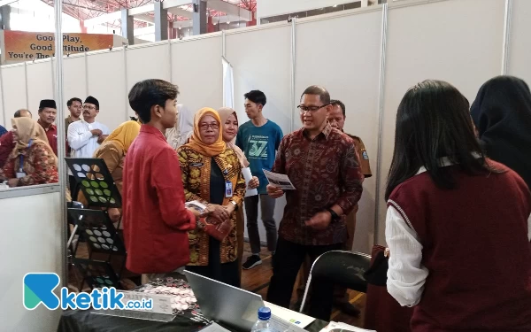 Thumbnail Pj Wali Kota Batu Berharap Education Fair Dapat Dorong Minta Siswa untuk Kuliah