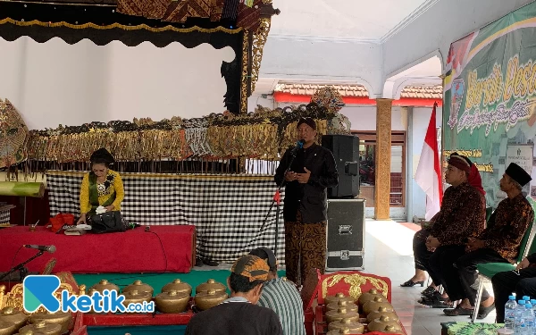 Thumbnail Adakan Pagelaran Wayang Kulit di Siang Hari, Bersih Desa Pasirharjo Diisi Santunan Anak Yatim