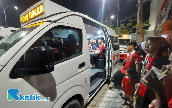 Penonton Piala Dunia U-17 Acungi Jempol Pemkot Surabaya, Sangat Terbantu Fasilitas Shuttle Bus