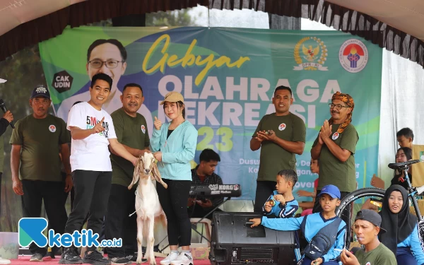 Thumbnail Jalan Sehat Bersama Cak Udin, Warga Kromengan Kabupaten Malang Doakan AMIN Menang