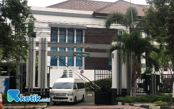 4 Hari Pasca OTT, KPK Geledah Kantor Kejari Bondowoso