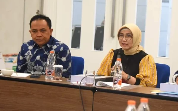 Dorong Percepatan ABPD 2024, PJ Bupati Lumajang Turun Langsung Pantau Pembahasan