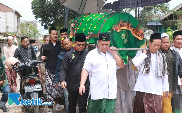 Bupati Bandung: Hubungan Saya dengan Alm KH Asep Telah Mencetak Sejarah