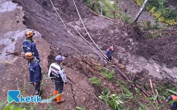 Thumbnail Longsor di Kota Batu Sebabkan Jaringan Pipa Air Bersih Dua Desa Terputus