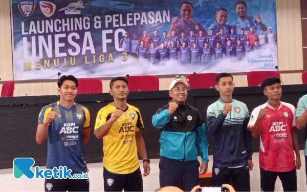 Thumbnail Unesa FC Siap Jadi Kuda Hitam di Liga 3 PSSI Jatim