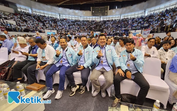 Thumbnail Ribuan Relawan Pilar 08 Deklarasi Menangkan Prabowo-Gibran Satu Putaran di DBL Arena Surabaya