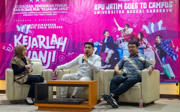 Thumbnail KPU Jatim Gelar Sosialisasi Pemilih Pemula Bareng Nobar Film di Unesa