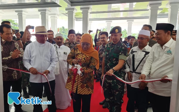 Thumbnail Berita - Khofifah Resmikan Gedung P4S Taruna Bhumi di Jember, Bak Istana Negara