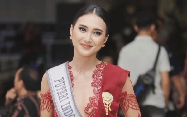 Thumbnail Berita - Abigail Pingkan, Puteri Indonesia Sulteng 2022 Kenakan Kebaya Dipuji Netizen: Cantiknya Gak Ada Obat