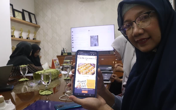 Thumbnail Peduli UMKM, Universitas Hayam Wuruk Perbanas Beri Pendampingan Sertifikasi Halal