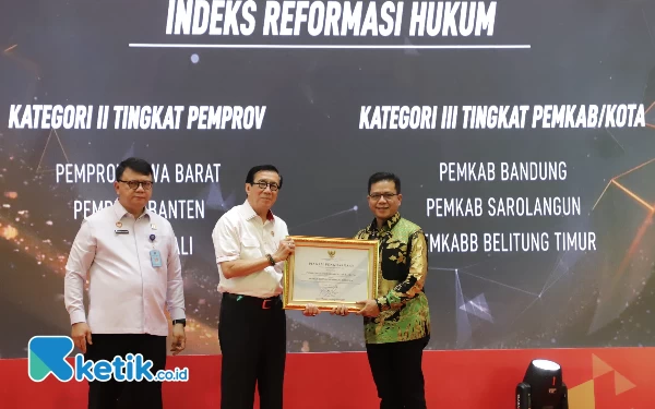 Thumbnail Berita - Pemkab Bandung Raih Predikat Terbaik 1 Indeks Reformasi Hukum Kemenkum HAM