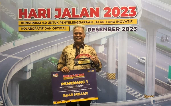 Thumbnail Juara 1 Penyelenggaran Jalan, Pemkot Surabaya Berhak Terima Proyek Senilai Rp 40 Miliar