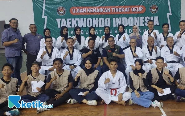 Thumbnail Pesan Ketua KONI Kabupaten Bandung ke 1.600 Taekwondoin: 'Hubbul Wathon Minal Iman'