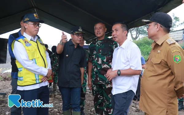 Thumbnail Tekan Genangan Banjir, Pemkab Bandung Gelontorkan Rp6,9 Miliar untuk Drainase Permukiman Andir