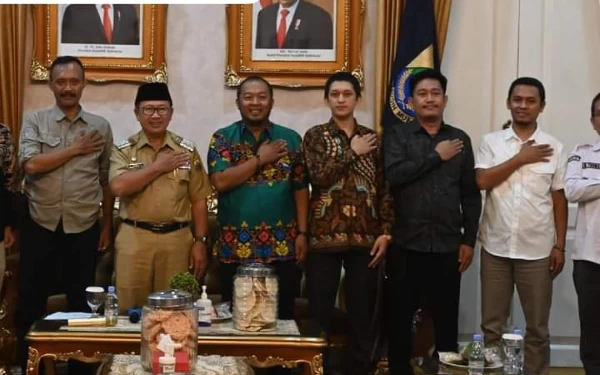 Thumbnail Jelang Pemilu 2024, KPU Cianjur Sambangi Bupati Bahas Partisipasi Pemilih