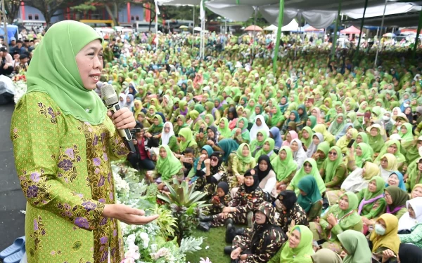 Thumbnail Khofifah Hadiri Pengajian Akbar PW Muslimat NU Lampung, Doakan Jemaah Dapat Limpahan Keberkahan