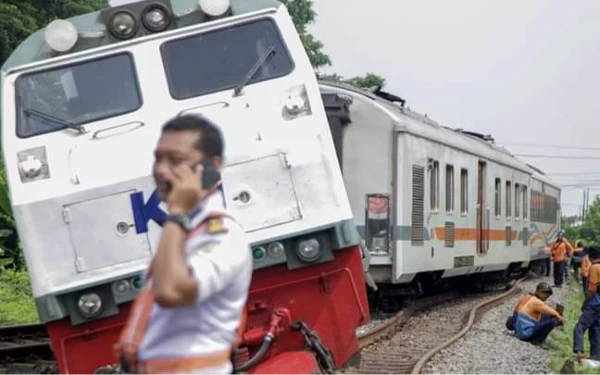 Thumbnail Kereta Api Pandulangan Anjlok di Stasiun Tanggulangin Sidoarjo, KAI Pastikan Seluruh Penumpang Selamat