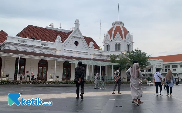 Thumbnail Berita - Ada Pamflet Foto Bayar Rp500 Ribu di Balai Pemuda, DPRD Surabaya Minta Segera Dicabut