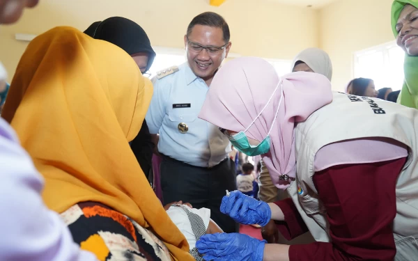 Thumbnail Tinjau Pelaksanaan PIN Polio, Pj Wali Kota Batu Imbau Orang Tua Miliki Kesadaran Imunisasi