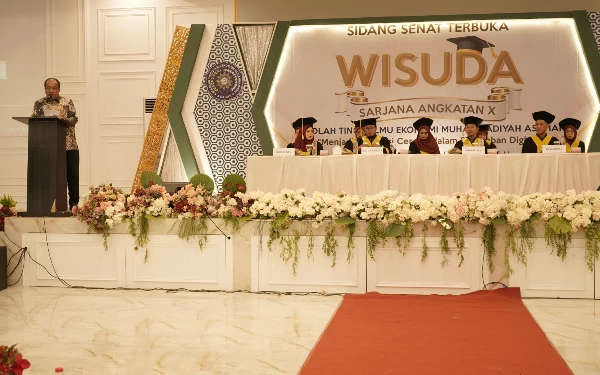 Thumbnail Berita - Wakil Bupati Asahan Ikuti Prosesi Sidang Senat Terbuka Wisuda Sarjana STIE MA