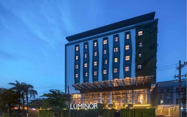 Thumbnail Berita - Sambut Imlek, Luminor Hotel Sidoarjo Selenggarakan Dinner Buffet All You Can Eat