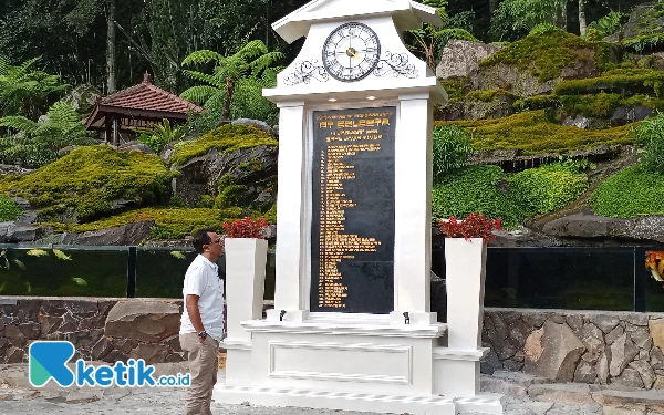 Thumbnail Berita - Sejarah di Balik Monumen 47 Pendiri Selecta Kota Batu, Begini Ceritanya