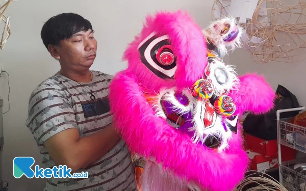 Thumbnail Perajin Barongsai Kebanjiran Pesanan Jelang Imlek 2024