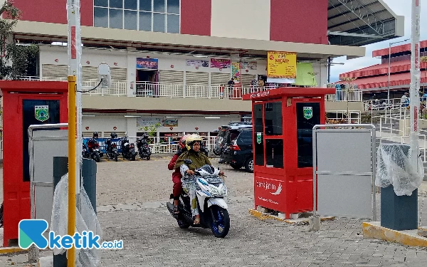 Thumbnail Pemkot Batu Targetkan 2 Miliar Setahun dari Parkir Elektronik Pasar Among Tani