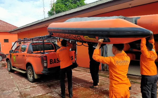 Thumbnail Speed Boat Bawa Jenazah Bertabrakan dengan Perahu Getek, 3 Tewas dan 3 Hilang