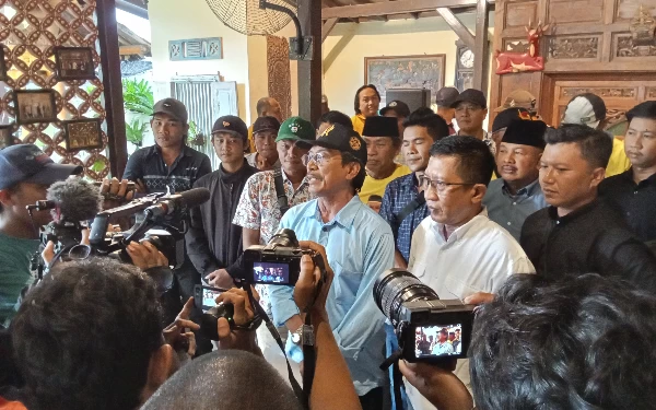 Thumbnail Berita - Petani Tebu Lumajang Deklarasikan Dukungan kepada Prabowo-Gibran