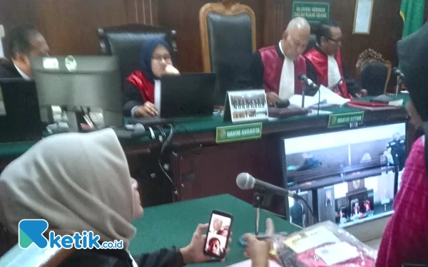 Thumbnail Mediator Pengajuan Kredit ke FIF Divonis Hakim Satu Tahun Penjara