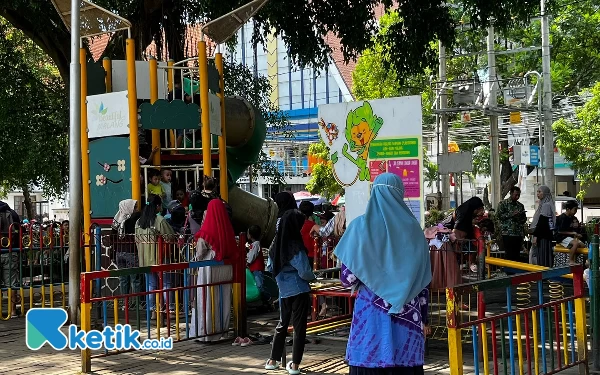 Thumbnail Alun-Alun Merdeka Kota Malang jadi Jujugan Berlibur, Warga Ingin Ada Sentra Kuliner