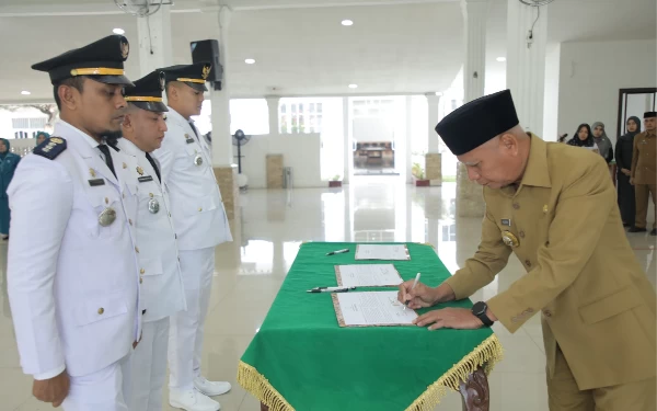 Thumbnail Bupati Asahan Lantik 20 Jabatan Administrator dan 27 Pengawas serta Fungsional Pemkab Asahan, Ini Pesannya