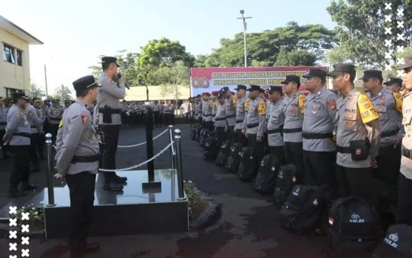 Thumbnail Pastikan Pemilu 2024 Berjalan Aman, Polres Cianjur Gelar Apel Pasukan