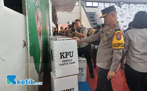 Thumbnail Pantau Pemilu di Madura dan Kota Pasuruan, Kapolda Jatim: Daerah Ini Rawan Ricuh